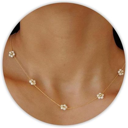 Daisy Pearl Necklace, Dainty Pearl Choker Necklace for Women as Flower Necklace Gift, 18K Gold Plated Stainless Steel Summer Merch as Birthday Gifts for Her Daisy Costume Gift